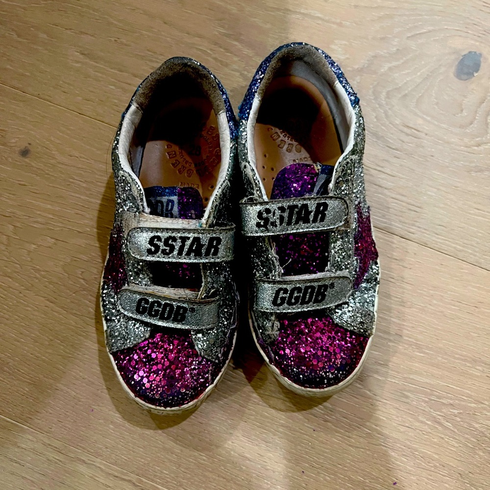 Girls Golden Goode sneaker size 28